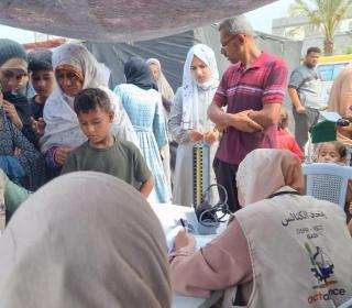 Members of DSPR-MECC offer medical aid in Gaza