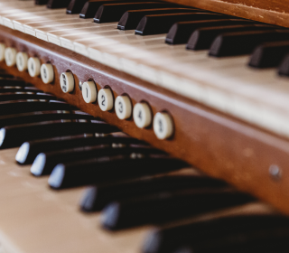 Two levels of organ keys