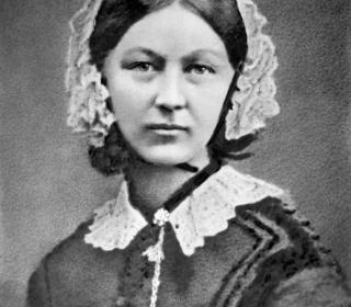 Black-and-white portrait photograph of Florence Nightingale at about age 40.