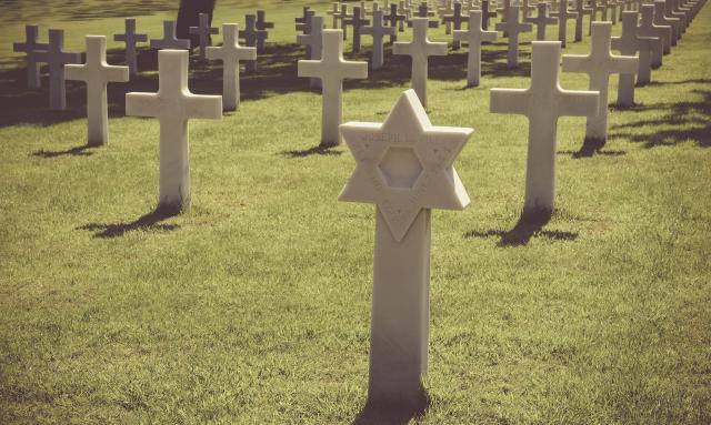 Grave of a Jewish soldier in World War military cemetery, France